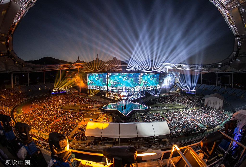 JDG战队cvmax卸任：电竞圈变动，新教练人选引热议